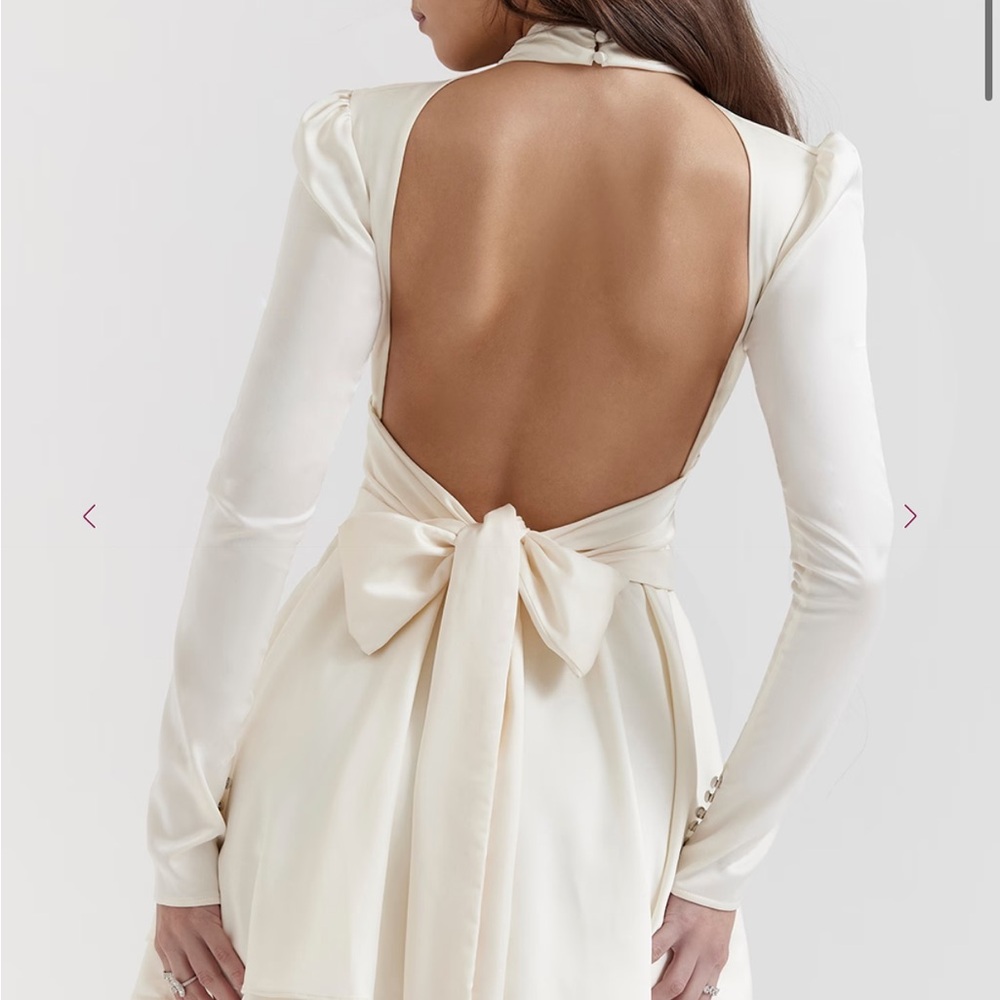 House of CB Aryana Ivory Bow Mini Dress - Picture 6 of 12